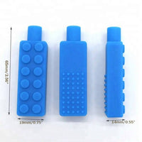 Dimensions de l'embout à mâchouiller brique bleu (longueur 65 mm, largeur 19 mm, épaisseur 14 mm)